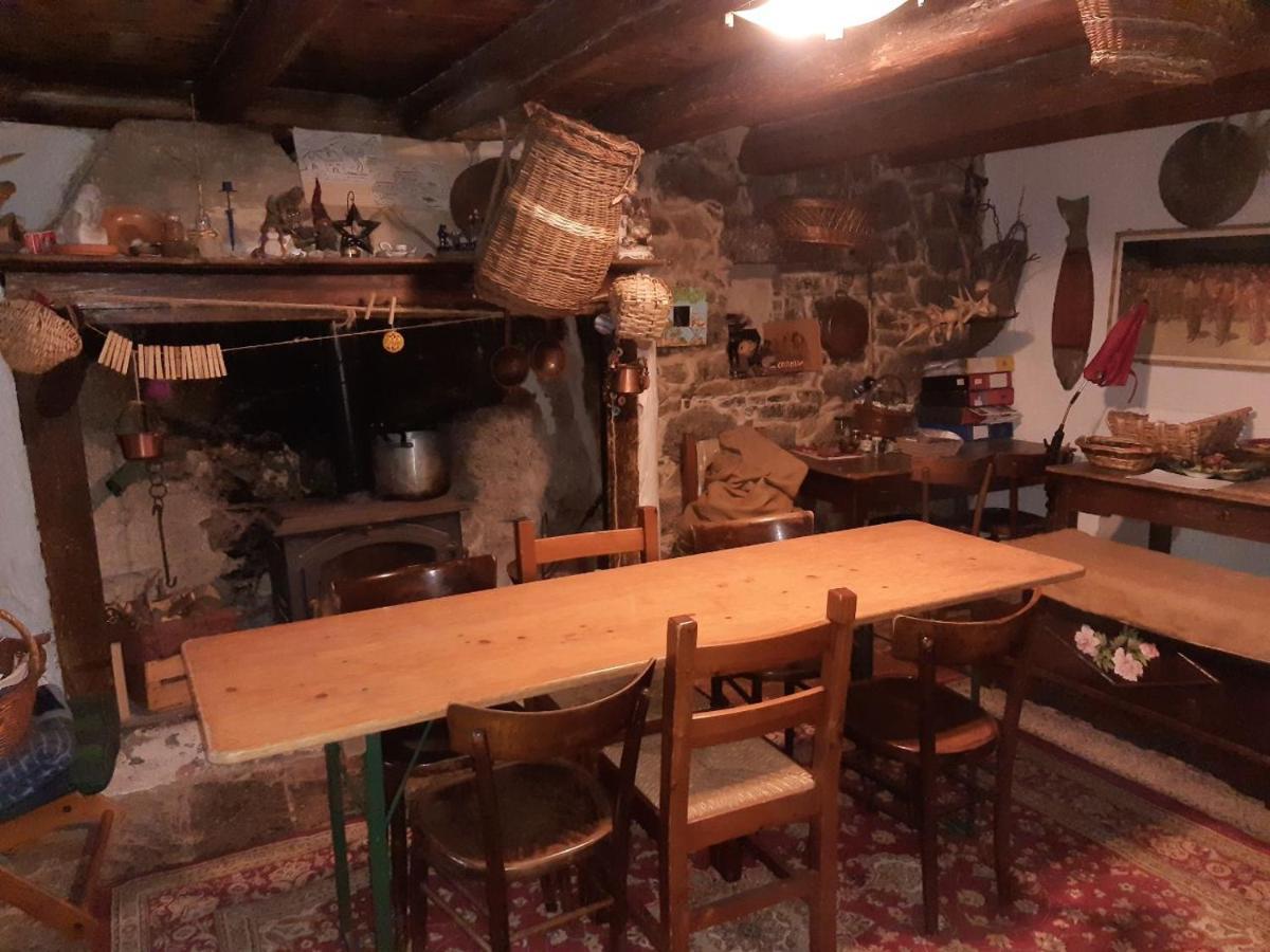 Agriturismo Cascina Gervasoni San Giovanni Bianco Exteriör bild